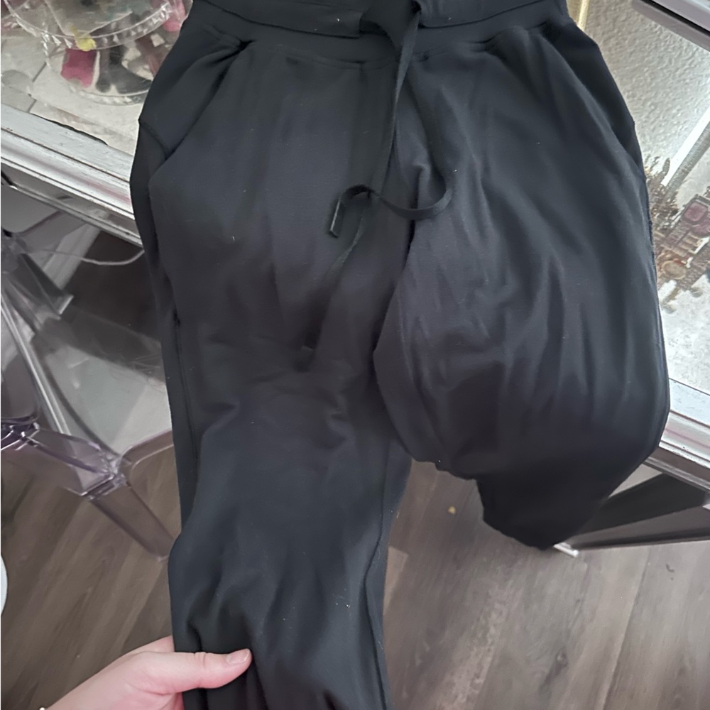 LU LU LEMON align joggers!!
